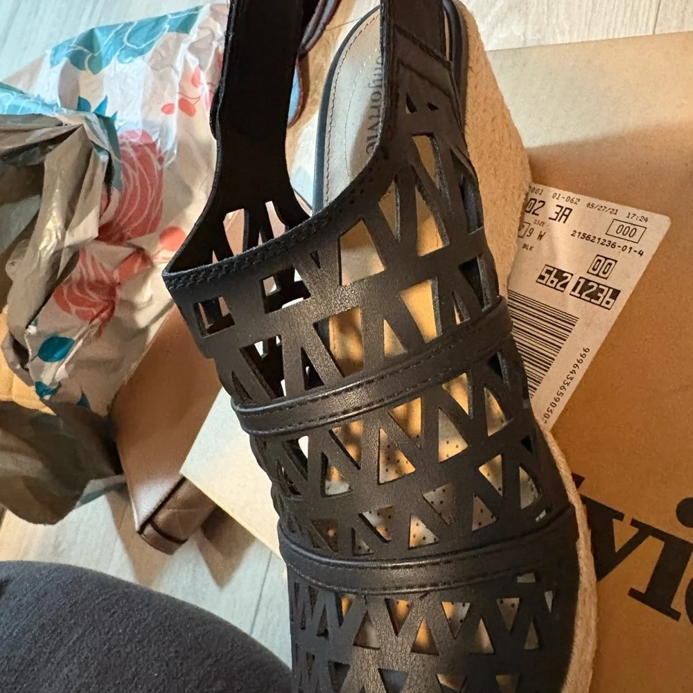 Comfortview Women's The Karen Espadrille Wedge sandal women’s size 9W -New w/box